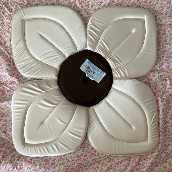 Blooming Baby Plush “Bath Lotus” Sink Bath Pad 0-6 months - Picture 7 of 16